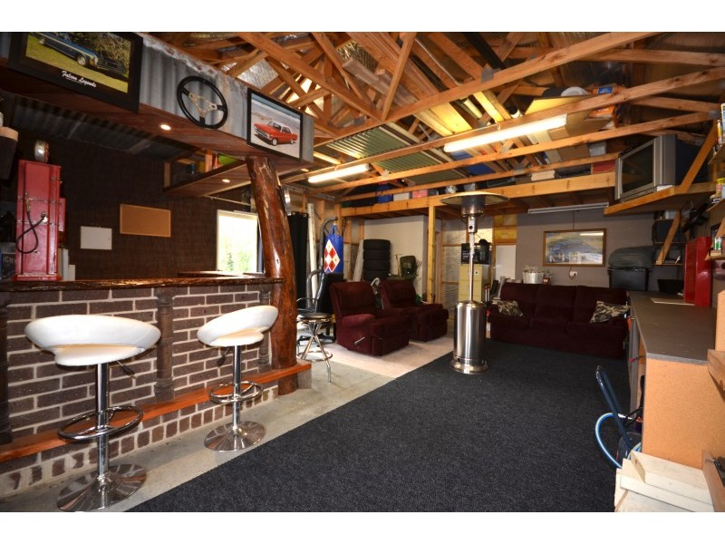 83 Alfredton Drive, Alfredton VIC 3350