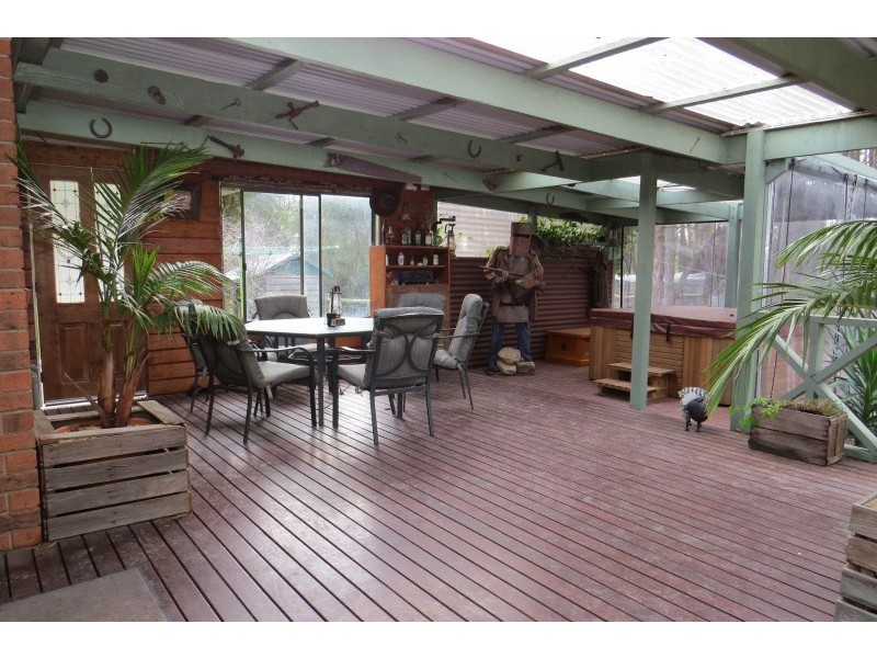 109 Post Office Road, Smythes Creek VIC 3351