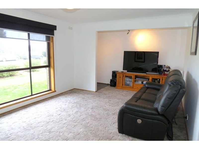 26 Howe Street, Miners Rest VIC 3352