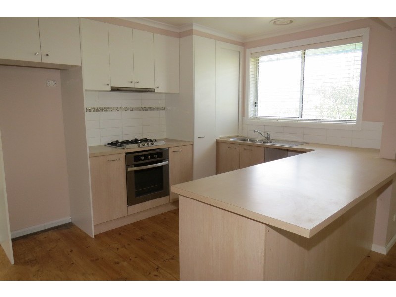 2 Albion Street, Golden Point VIC 3350