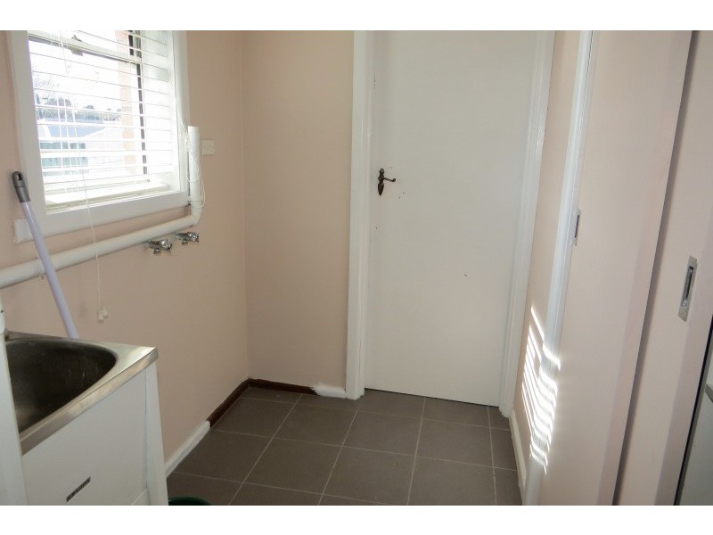 2 Albion Street, Golden Point VIC 3350