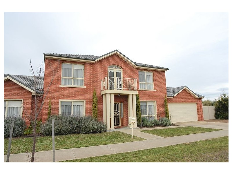 35 Dyson Drive, Alfredton VIC 3350