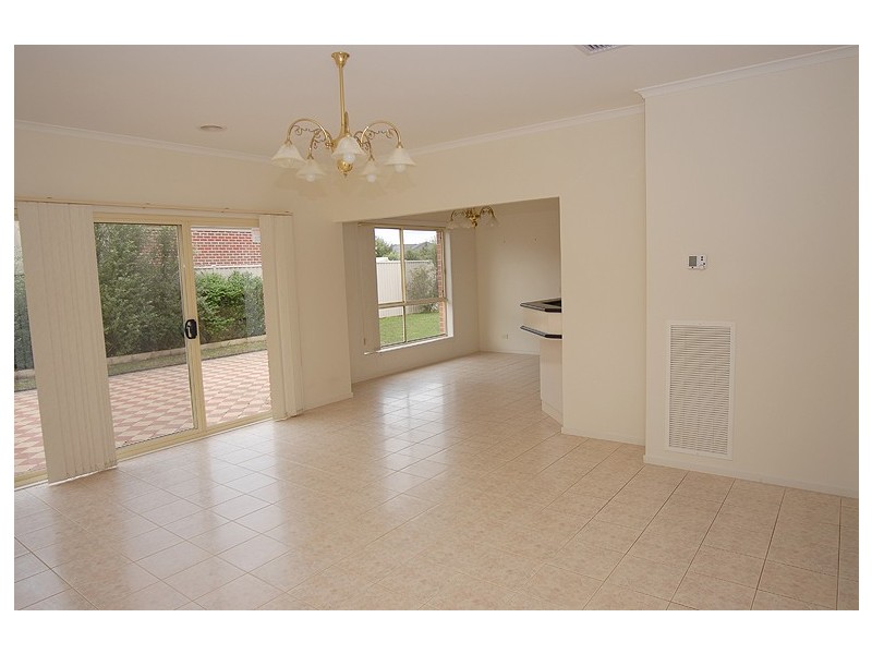 35 Dyson Drive, Alfredton VIC 3350