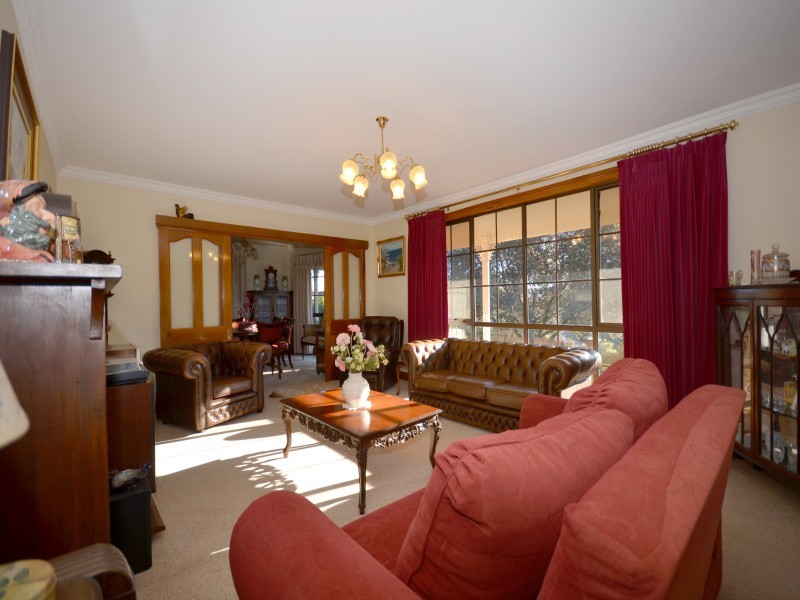 124 Finlay Street, Brown Hill VIC 3350