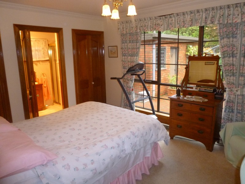 124 Finlay Street, Brown Hill VIC 3350