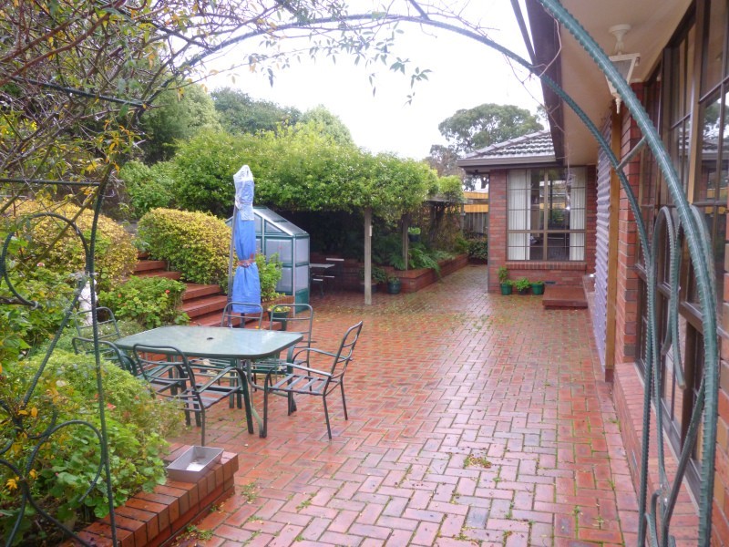 124 Finlay Street, Brown Hill VIC 3350