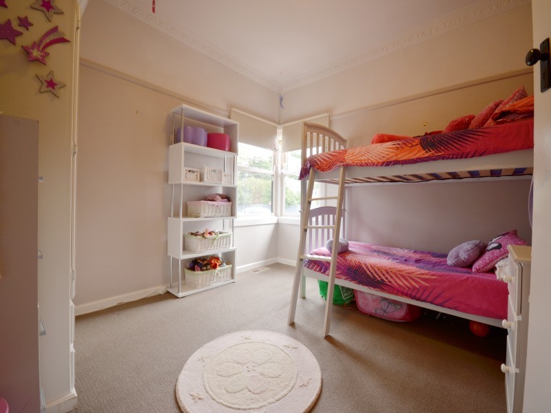 15 McIvor Road, Wallace VIC 3352