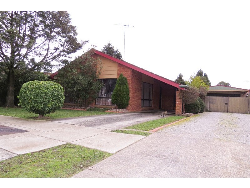 154 Learmonth Road, Wendouree VIC 3355
