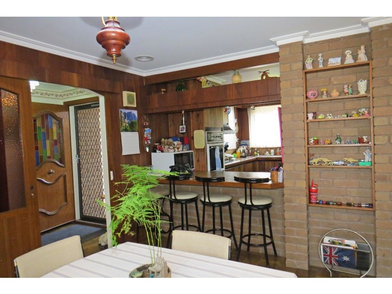 16 Goderic Street, Wendouree VIC 3355