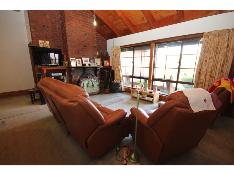 901 Cathcart Street, Buninyong VIC 3357