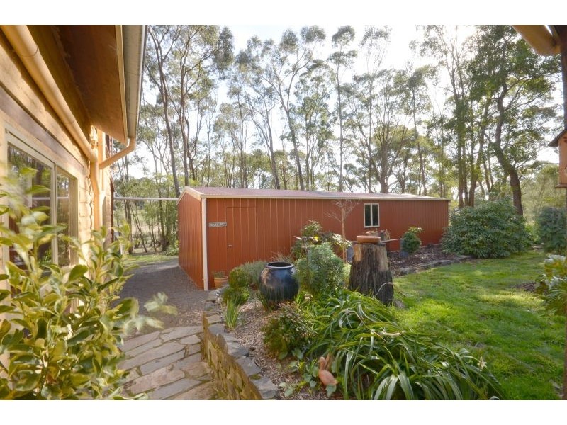 65 Laurence Drive, Snake Valley VIC 3351