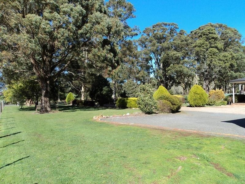 2115 Ballan-Daylesford Road, Leonards Hill VIC 3461