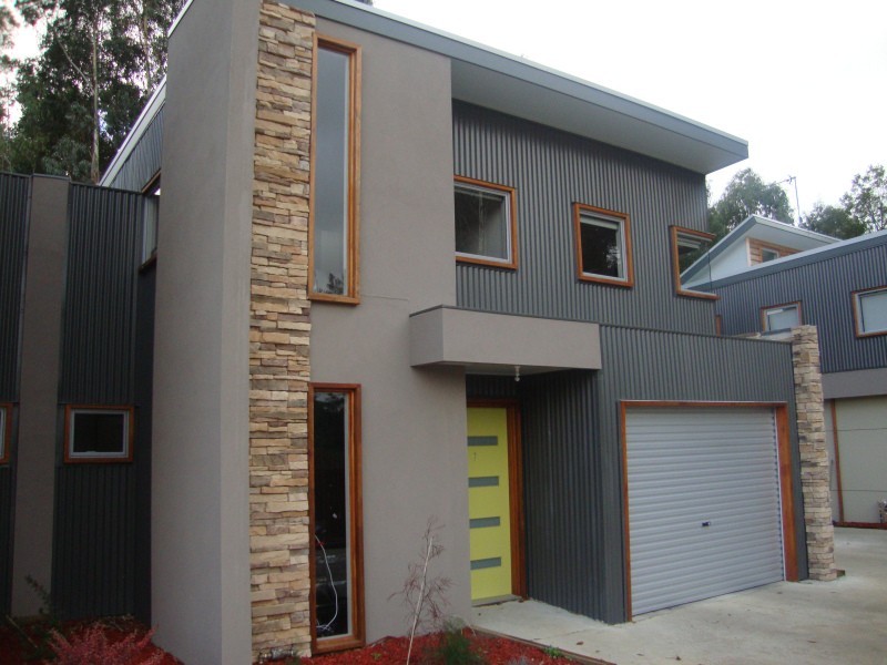 Unit 3, 719 Geelong Road, Canadian VIC 3350