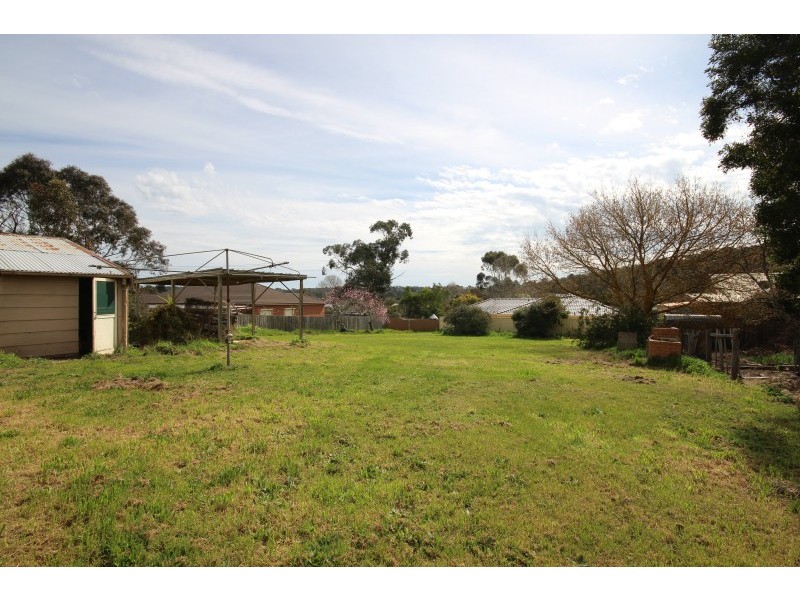 27 Water Street, Brown Hill VIC 3350
