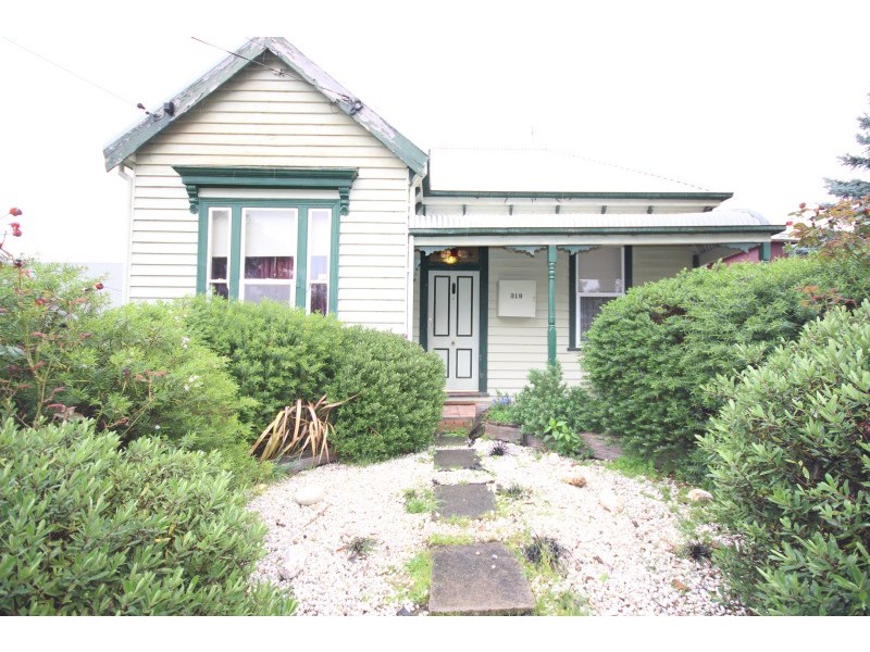 319 Nicholson Street, Black Hill VIC 3350