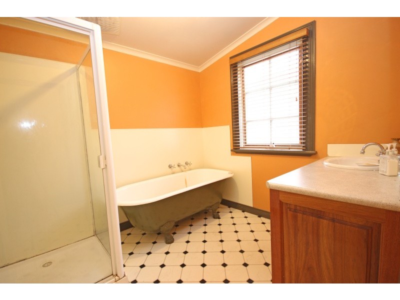 319 Nicholson Street, Black Hill VIC 3350