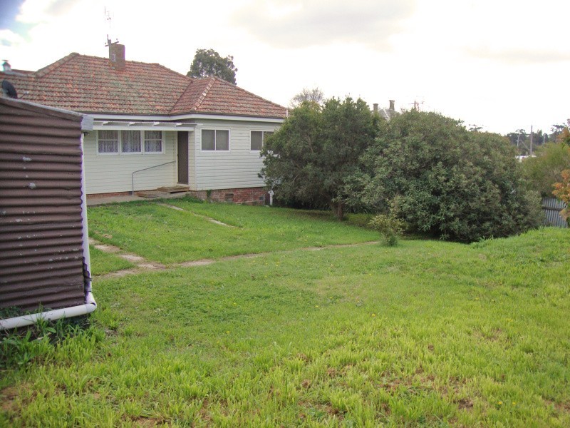 17 Service Street, Clunes VIC 3370