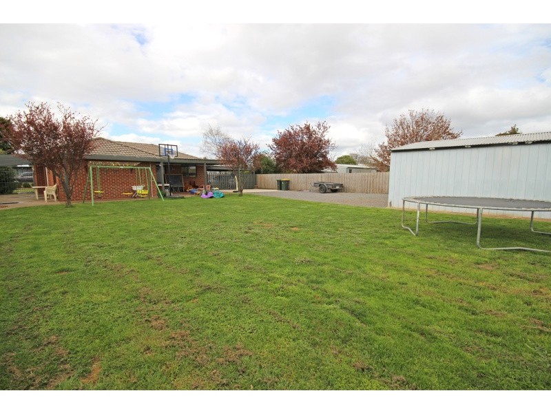 3 Dundas Street, Miners Rest VIC 3352