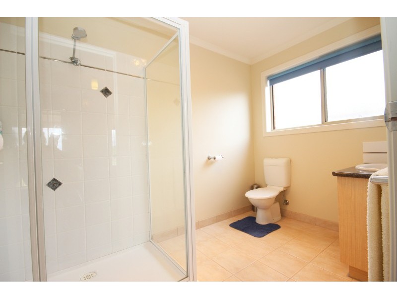 29 Clarke Street, Miners Rest VIC 3352