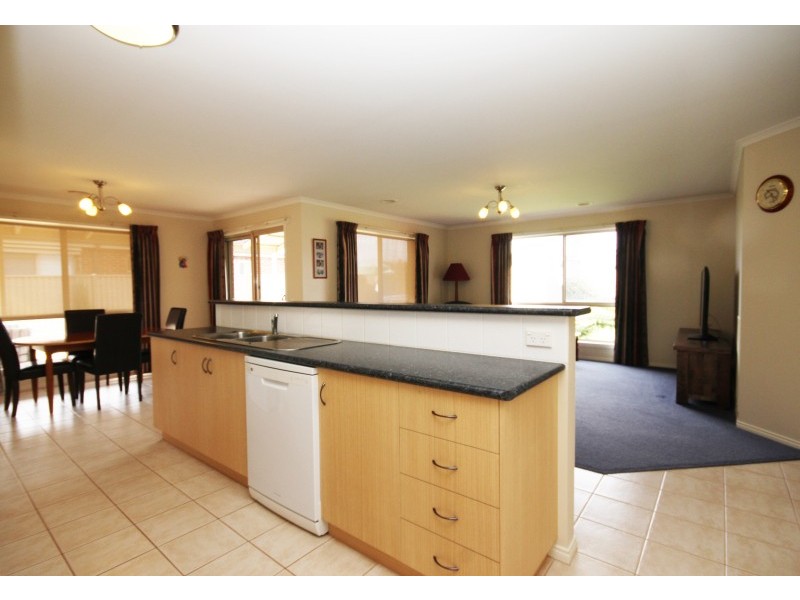 29 Clarke Street, Miners Rest VIC 3352