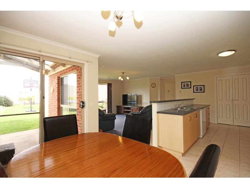 29 Clarke Street, Miners Rest VIC 3352