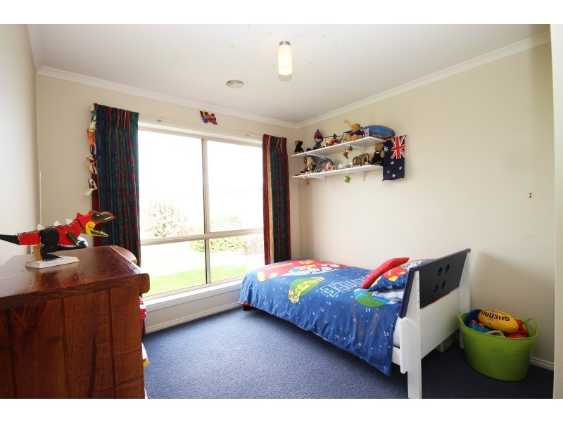 29 Clarke Street, Miners Rest VIC 3352