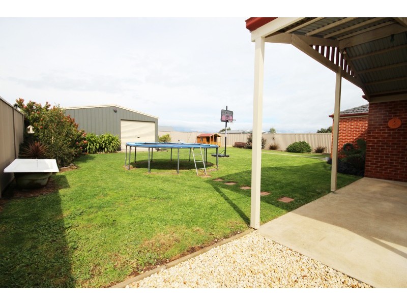 29 Clarke Street, Miners Rest VIC 3352