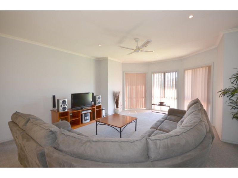 3 Wyndholm Crescent, Wendouree VIC 3355