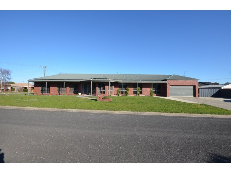 3 Wyndholm Crescent, Wendouree VIC 3355