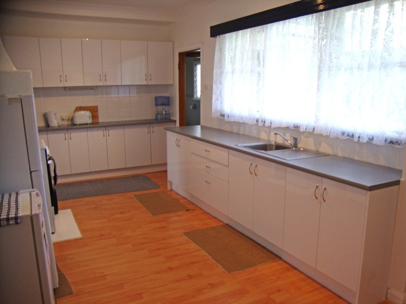 17 Service Street, Clunes VIC 3370