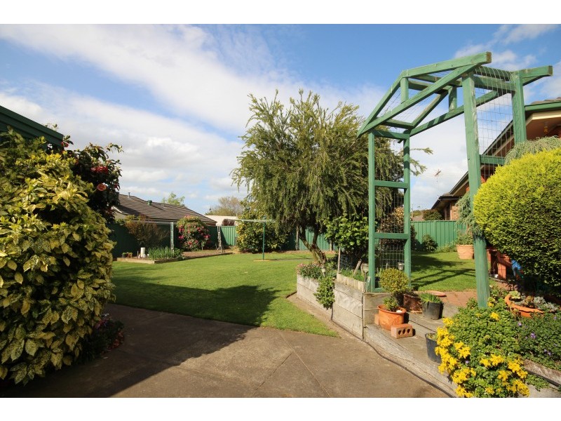 106 Bogong Avenue, Invermay Park VIC 3350