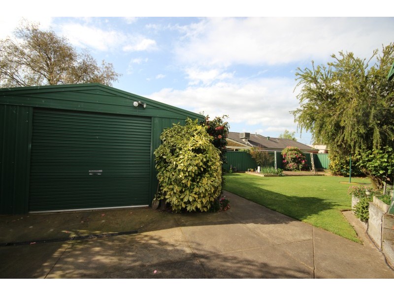 106 Bogong Avenue, Invermay Park VIC 3350