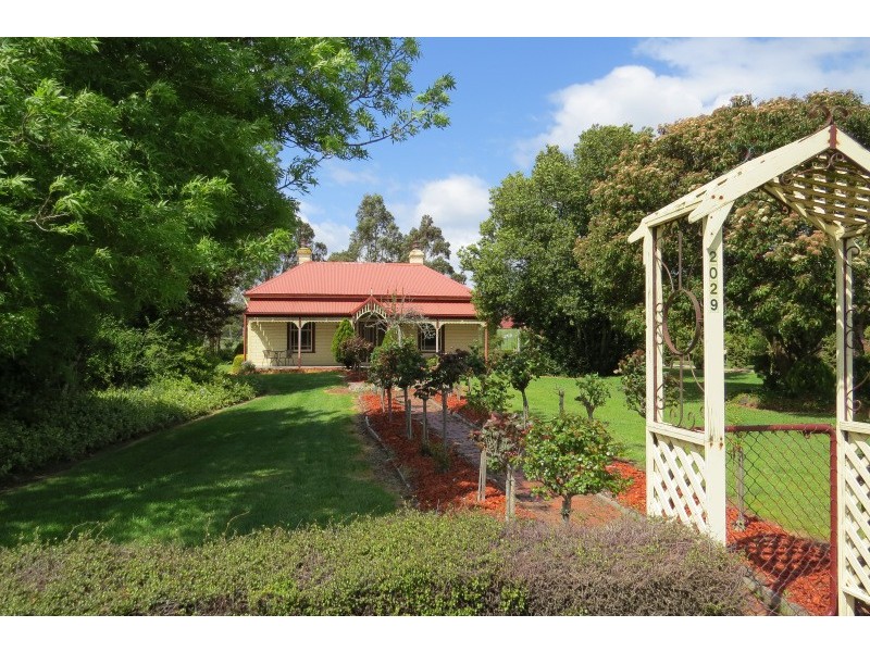 2029 Glenelg Highway, Scarsdale VIC 3351