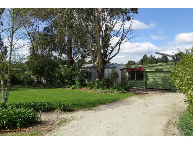 2029 Glenelg Highway, Scarsdale VIC 3351