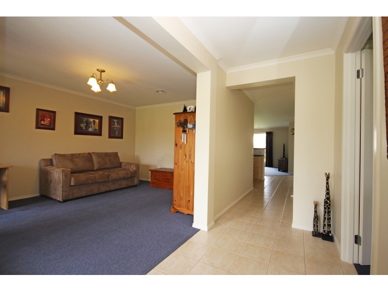 29 Clarke Street, Miners Rest VIC 3352