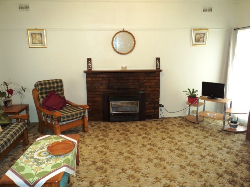 9 Fore Street, Lake Wendouree VIC 3350