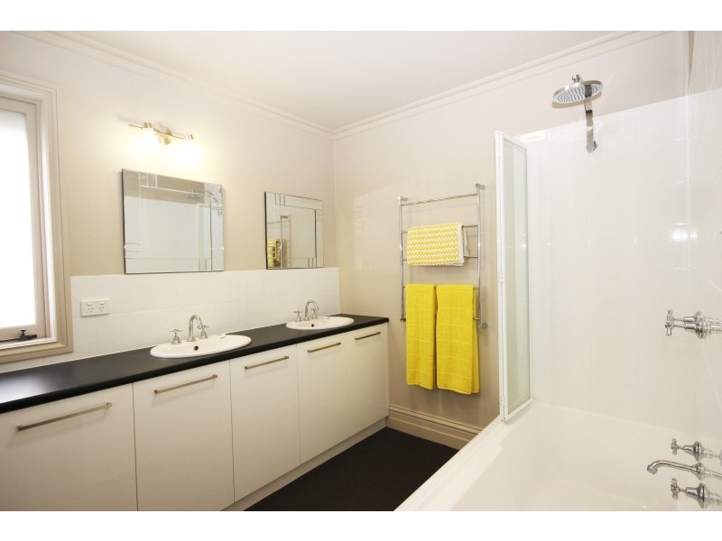 612 Bond Street, Golden Point VIC 3350