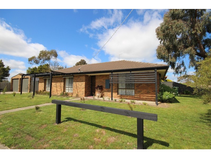 1 Kowree Crescent, Sebastopol VIC 3356