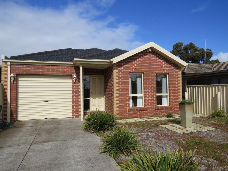 27 Munro Street, Alfredton VIC 3350