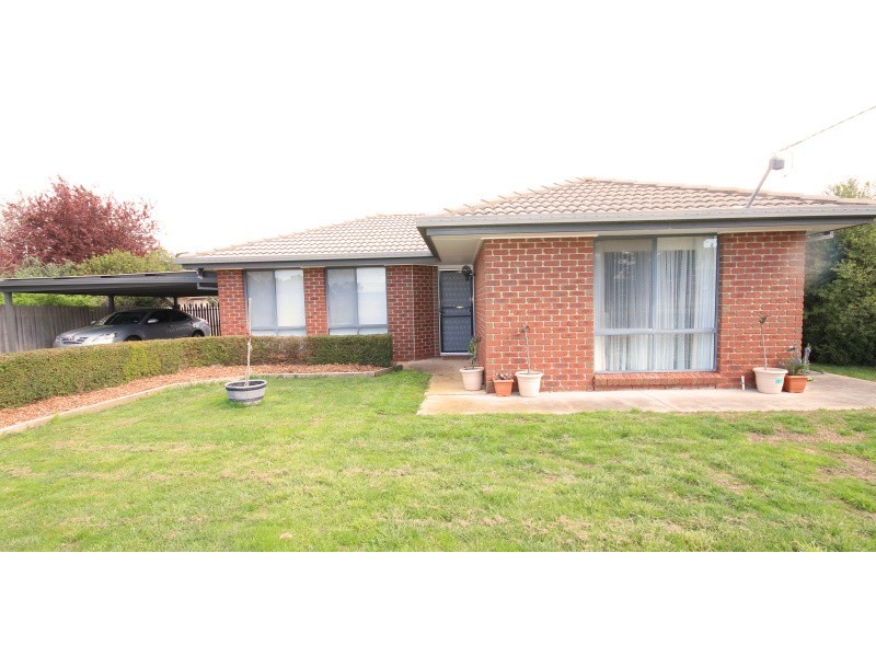 3 Dundas Street, Miners Rest VIC 3352