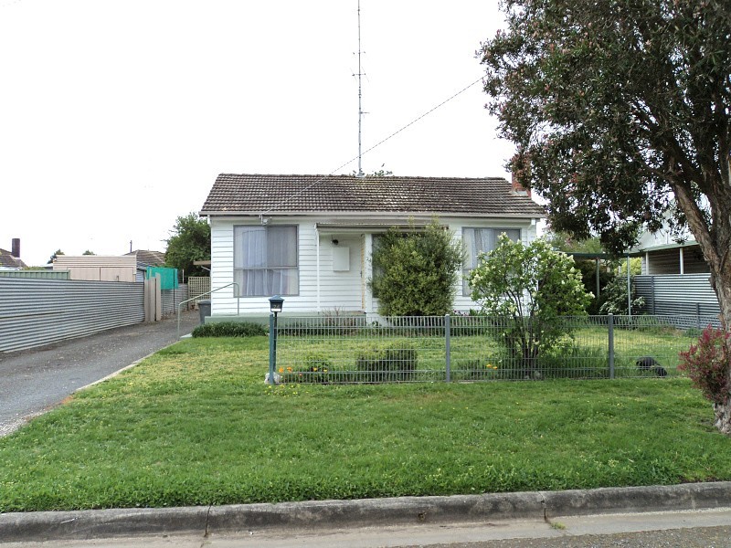 24 Wall Street, Sebastopol VIC 3356