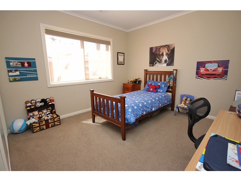 11 Trezise Lane, Mount Clear VIC 3350