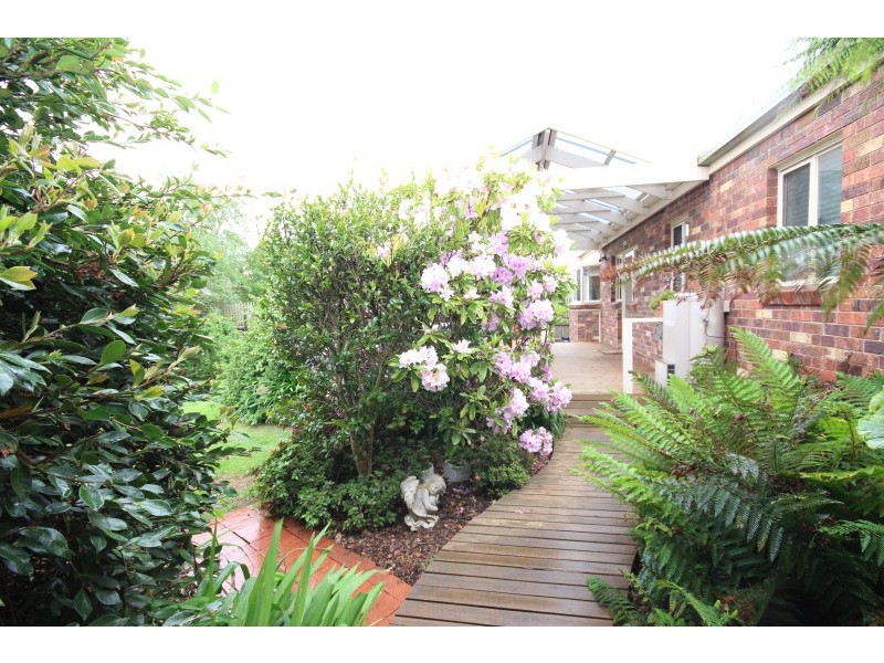 12 Panorama Drive, Black Hill VIC 3350