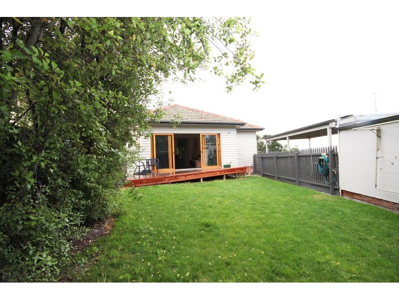 415 Gladstone Street, Golden Point VIC 3350