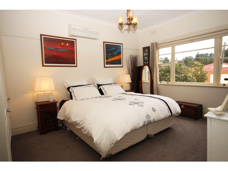 415 Gladstone Street, Golden Point VIC 3350