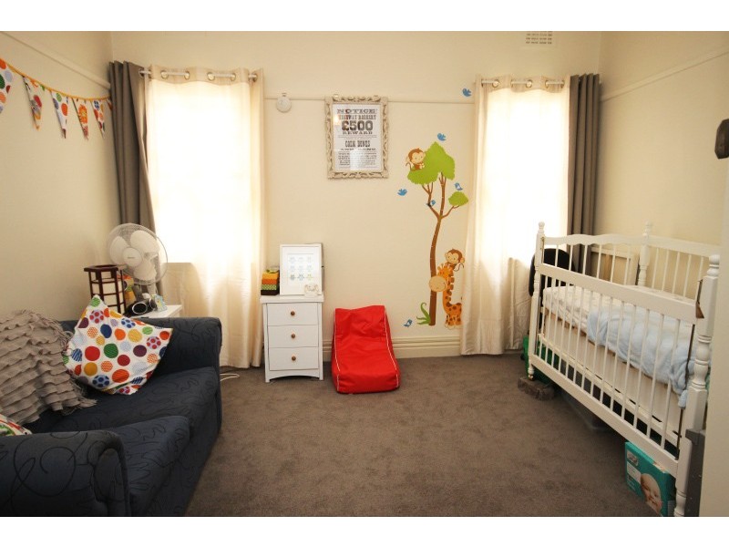 415 Gladstone Street, Golden Point VIC 3350