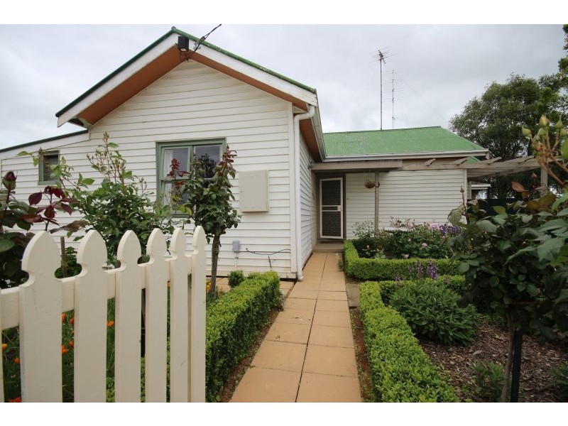 35 Kent Street, Sebastopol VIC 3356