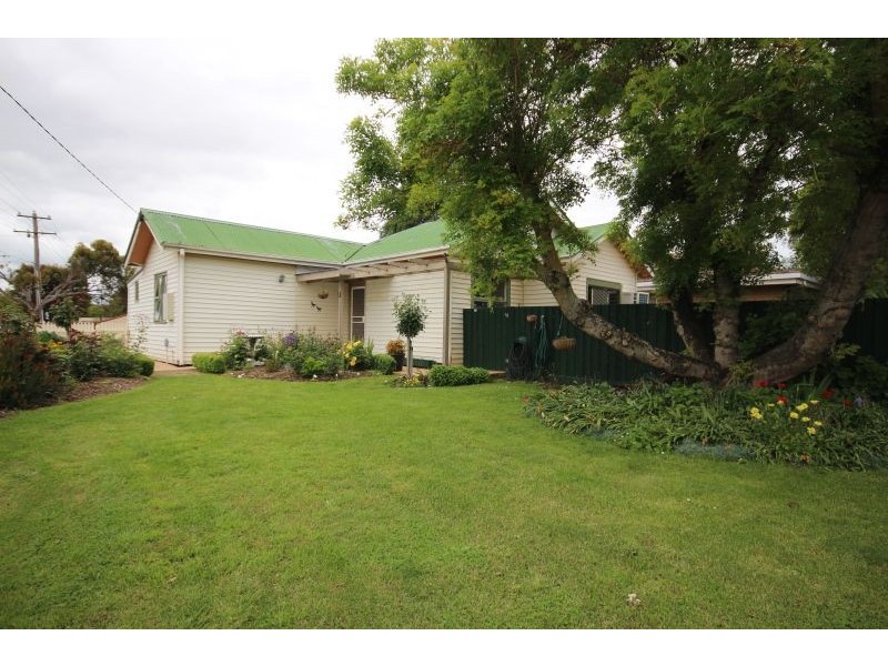 35 Kent Street, Sebastopol VIC 3356