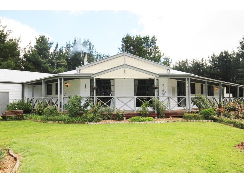 56 Sexton Court, Gordon VIC 3345