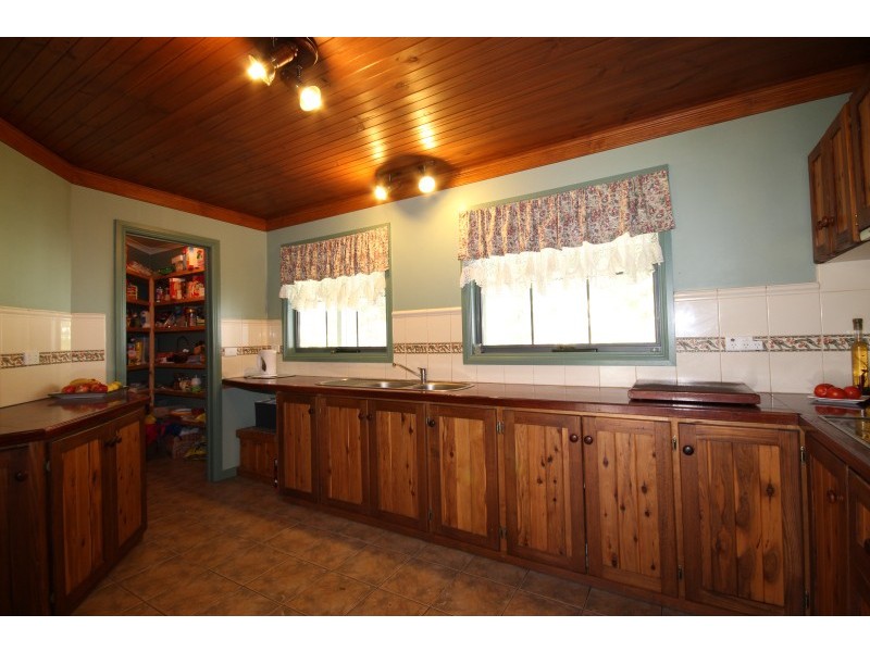 56 Sexton Court, Gordon VIC 3345